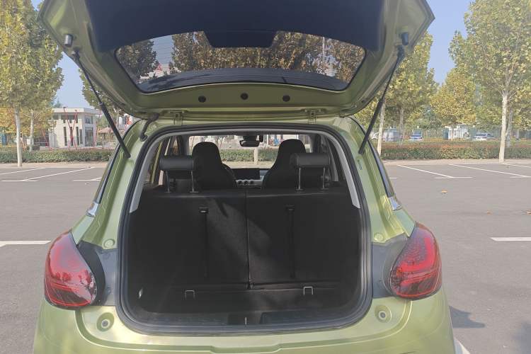 Used Wuling Bingo 2023 333 km Lingxi Connected Version Trunk