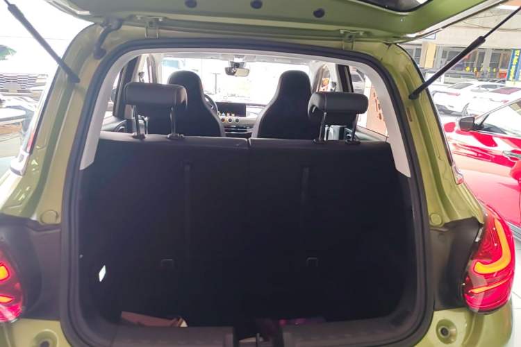 Used Wuling Bingo 2023 333 km Lingxi Connected Version Trunk