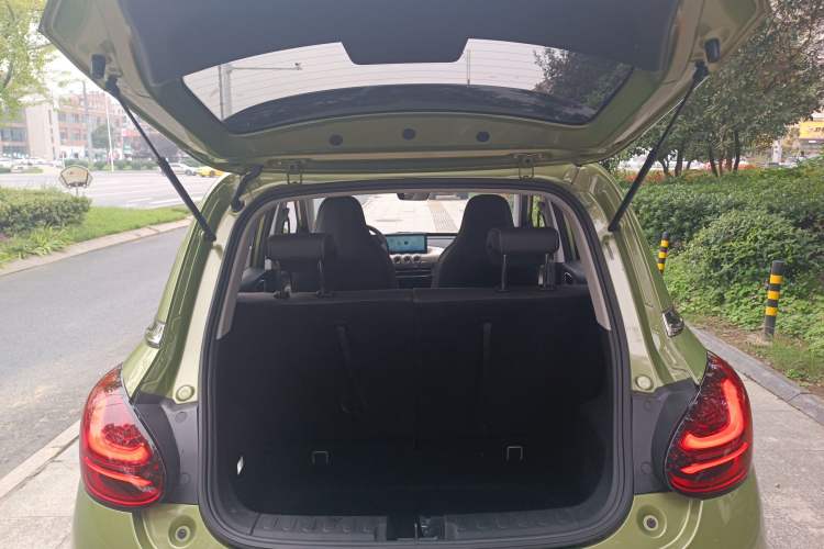 Used Wuling Bingo 2023 333 km Enjoyment Version Trunk