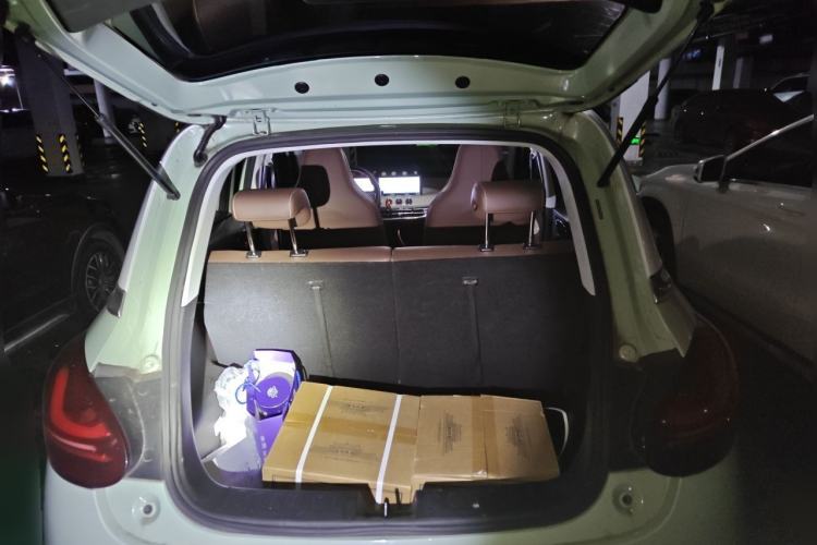 Used Wuling Bingo 2023 410 km Lingxi Deluxe Edition Trunk