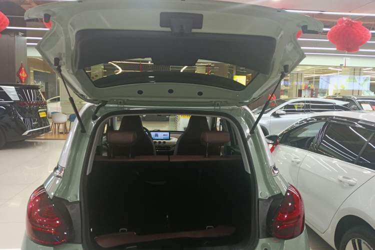 Used Wuling Bingo 2023 410 km Lingxi Deluxe Edition Trunk