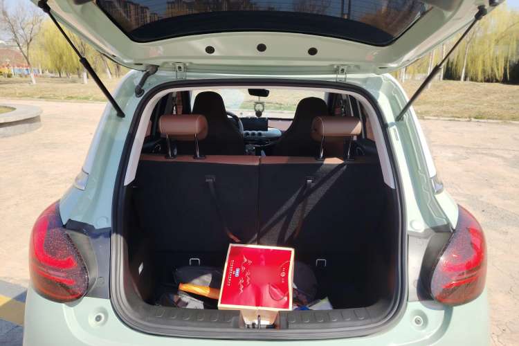 Used Wuling Bingo 2023 410 km Lingxi Deluxe Edition Trunk