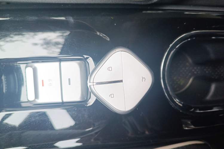 Used Wuling Bingo 2023 333 km Enjoyment Version Vehicle Key