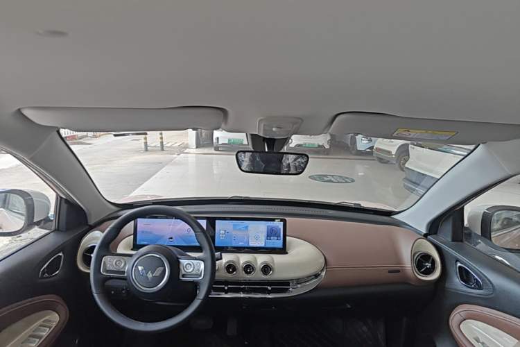 Used Wuling Bingo 2023 410 km Lingxi Deluxe Edition Headliner