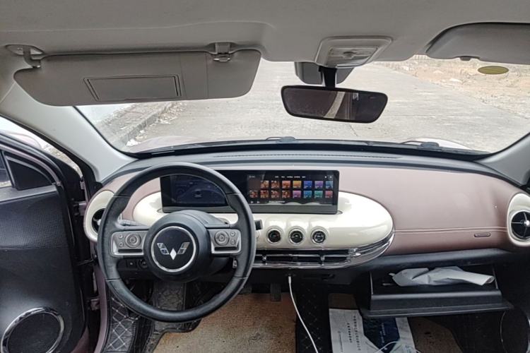 Used Wuling Bingo 2023 203km Comfort Edition Headliner