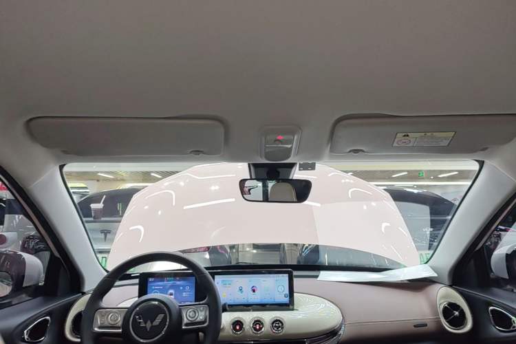 Used Wuling Bingo 2023 333km Enjoy+ Version Headliner