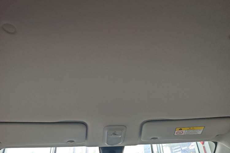 Used Wuling Bingo 2023 333 km Lingxi Connected Version Headliner