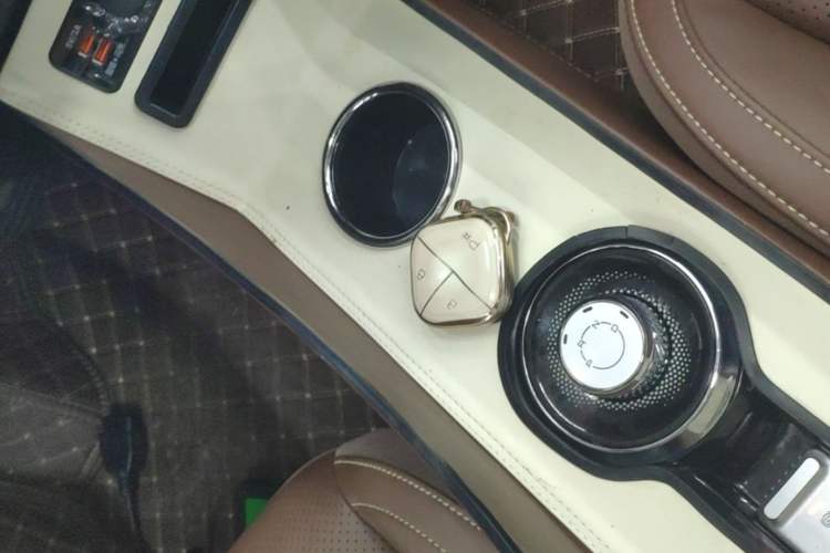 Used Wuling Bingo 2023 333km Enjoy+ Version Interior 1
