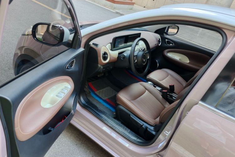 Used Wuling Bingo 2023 333 km Enjoyment Version Interior 2