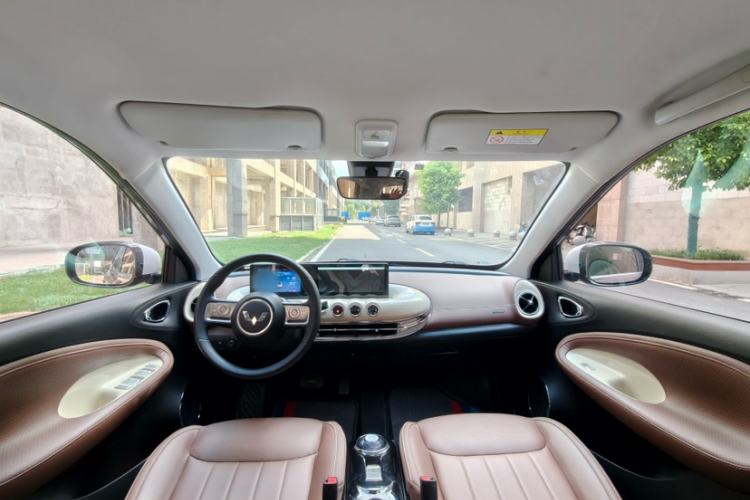 Used Wuling Bingo 2023 333 km Enjoyment Version Interior 3