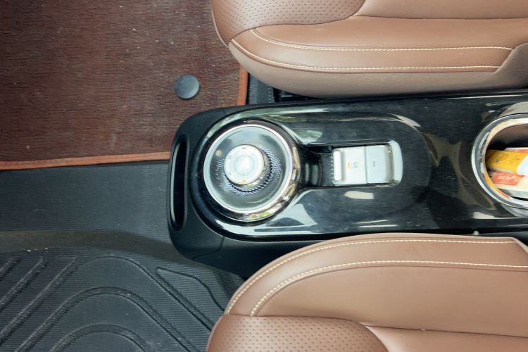 Used Wuling Bingo 2023 333 km Lingxi Connected Version Interior 3