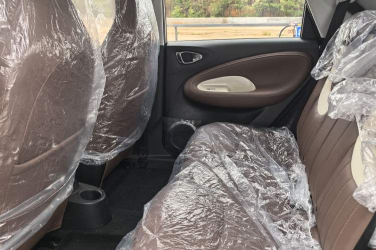 Used Wuling Bingo 2023 410 km Lingxi Deluxe Edition Interior 4