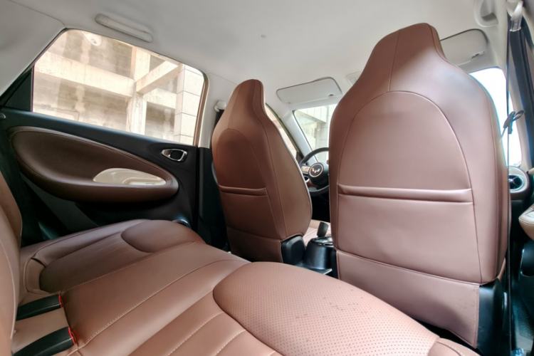 Used Wuling Bingo 2023 333 km Enjoyment Version Interior 5