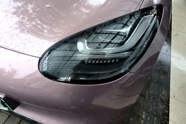 Used Wuling Bingo 2023 333 km Lingxi Connected Version Left Front Headlight