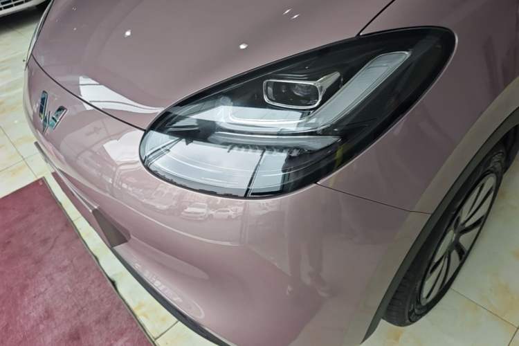 Used Wuling Bingo 2023 333 km Lingxi Connected Version Left Front Headlight