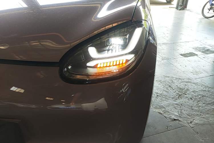 Used Wuling Bingo 2023 203km Comfort Edition Left Front Headlight