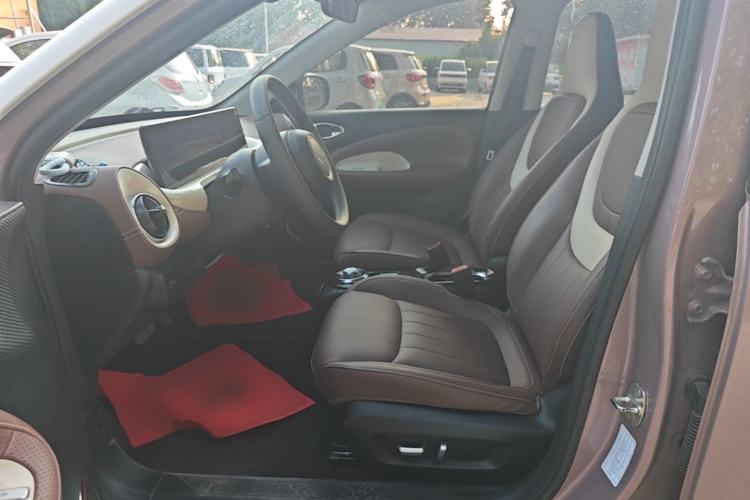 Used Wuling Bingo 2023 333 km Lingxi Connected Version Left Front Seat