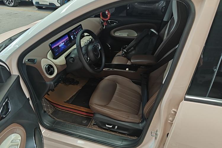 Used Wuling Bingo 2023 410 km Lingxi Deluxe Edition Left Front Seat
