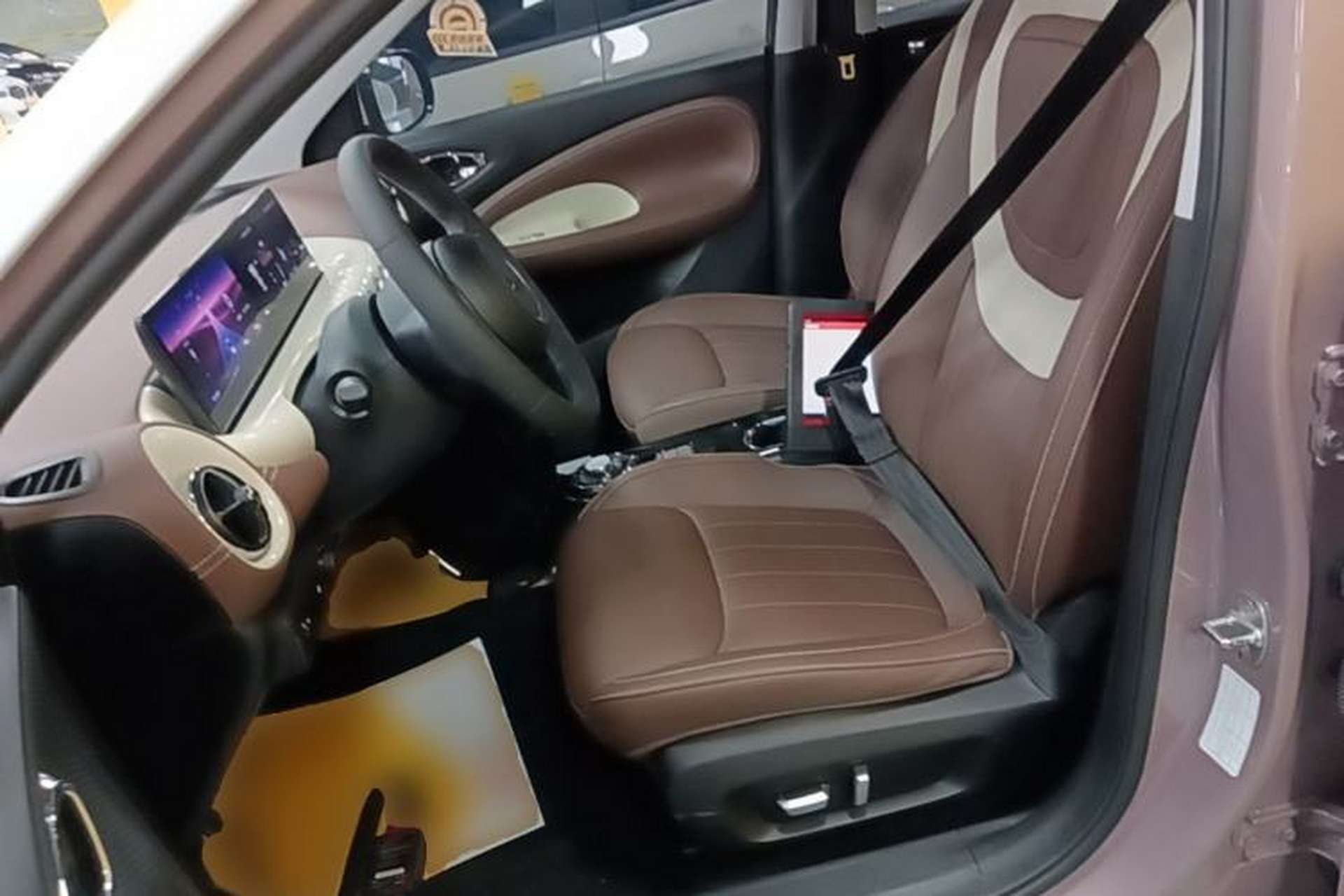 Used Wuling Bingo 2023 333 km Lingxi Connected Version Left Front Seat