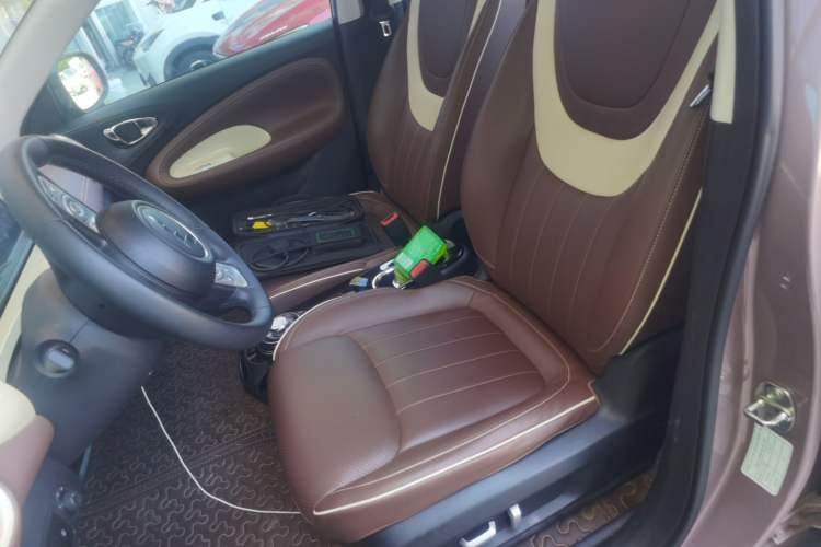 Used Wuling Bingo 2023 333 km Lingxi Connected Version Left Front Seat