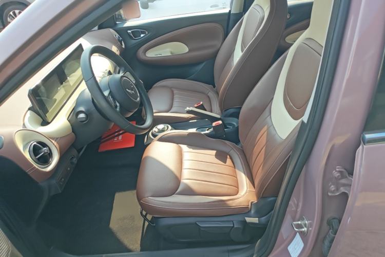 Used Wuling Bingo 2023 203km Comfort Edition Left Front Seat