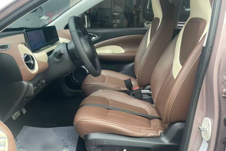 Used Wuling Bingo 2023 333 km Lingxi Connected Version Left Front Seat
