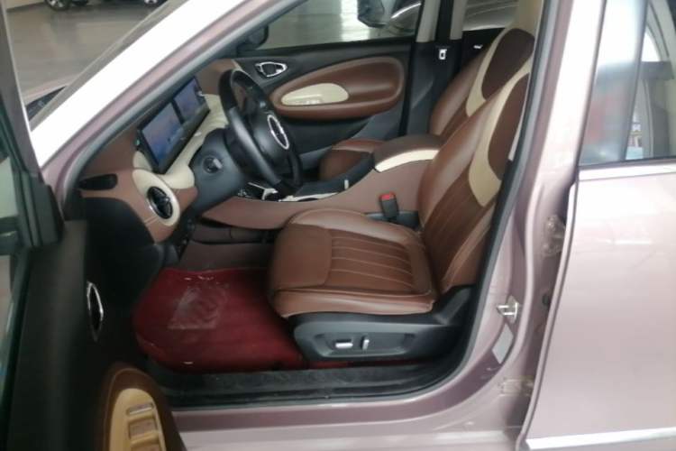 Used Wuling Bingo 2023 333 km Enjoyment Version Left Front Seat