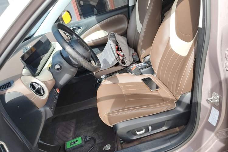 Used Wuling Bingo 2023 333 km Lingxi Connected Version Left Front Seat