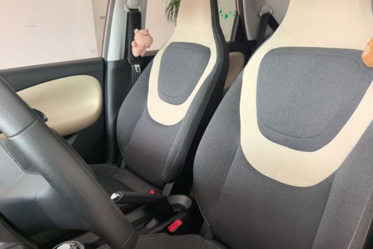 Used Wuling Bingo 2023 203km Light Edition Left Front Seat
