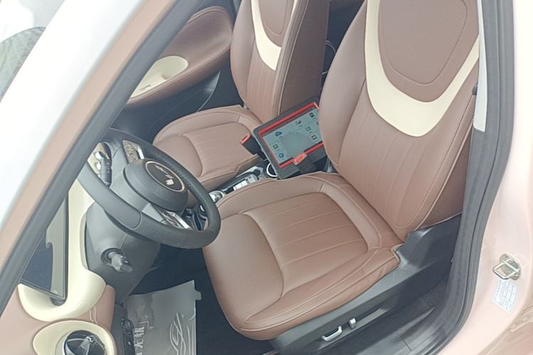 Used Wuling Bingo 2023 333 km Lingxi Connected+ Version Left Front Seat