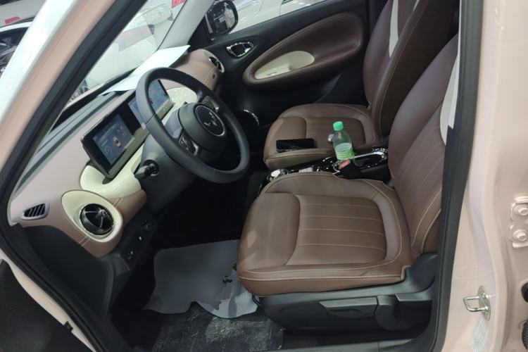 Used Wuling Bingo 2023 333km Enjoy+ Version Left Front Seat