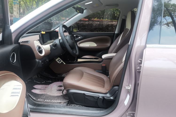 Used Wuling Bingo 2023 333 km Enjoyment Version Left Front Seat