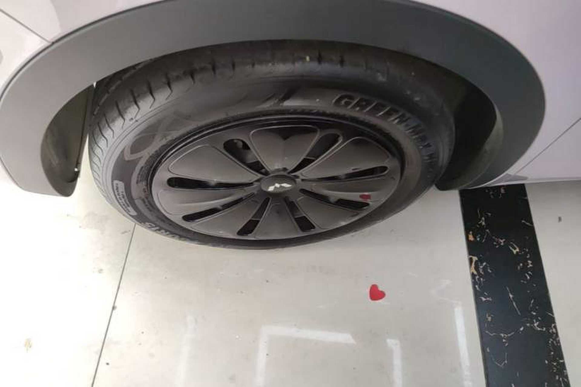 Used Wuling Bingo 2023 203km Light Edition Left Front Wheel Hub