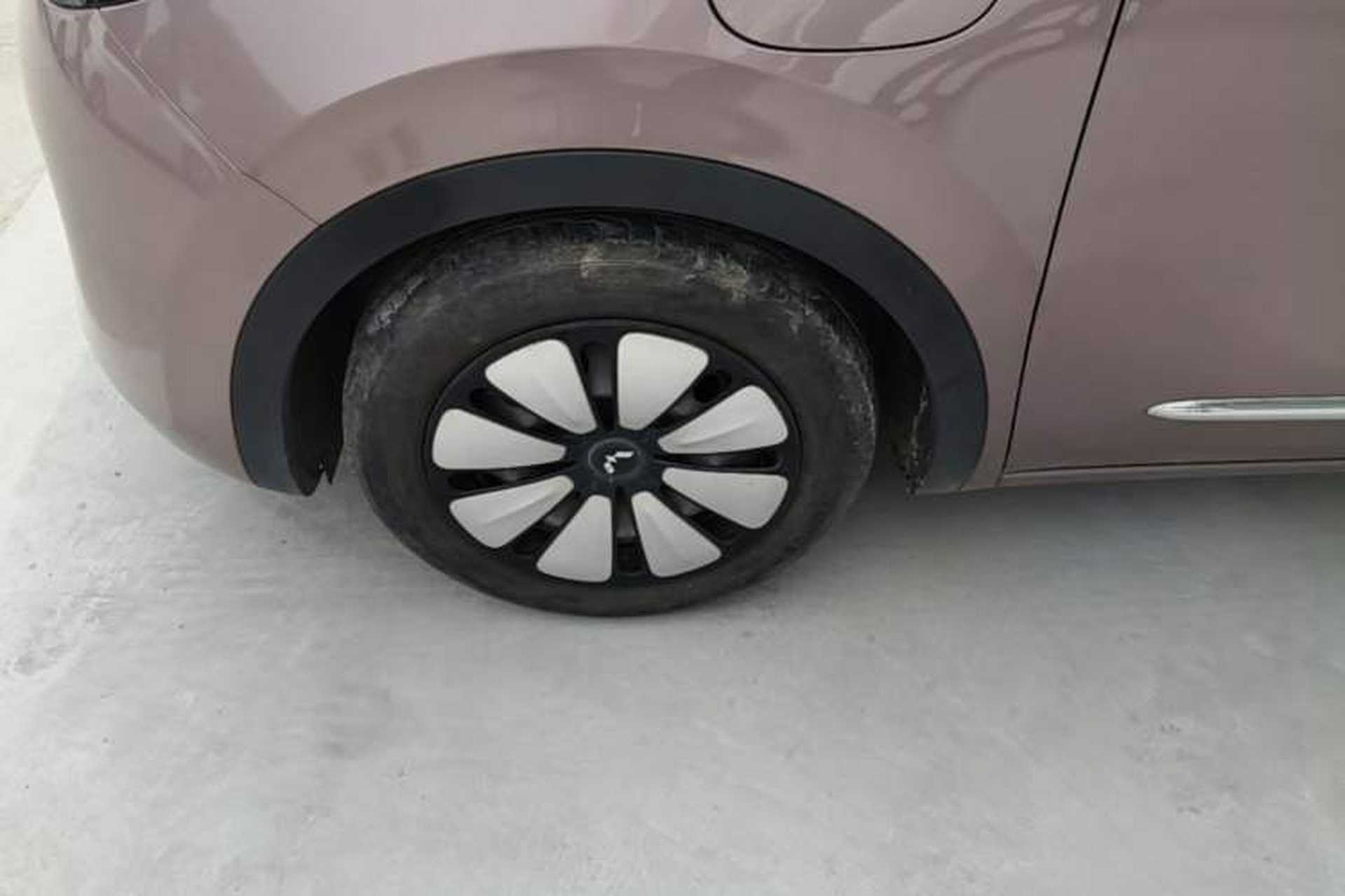Used Wuling Bingo 2023 333 km Lingxi Connected Version Left Front Wheel Hub
