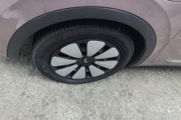 Used Wuling Bingo 2023 333km Enjoy+ Version Left Front Wheel Hub
