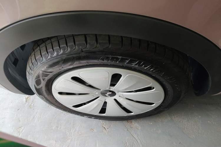 Used Wuling Bingo 2023 203km Light Edition Left Front Wheel Hub