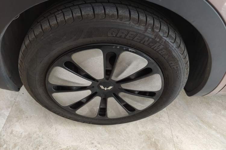 Used Wuling Bingo 2023 333 km Lingxi Connected+ Version Left Front Wheel Hub
