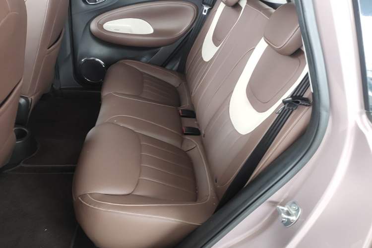 Used Wuling Bingo 2023 333 km Lingxi Connected+ Version Left Rear Seat