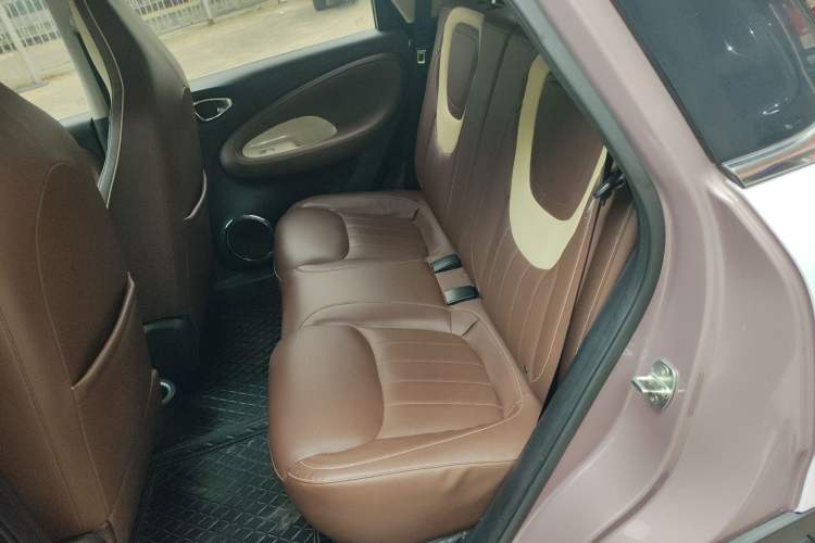 Used Wuling Bingo 2023 333 km Enjoyment Version Left Rear Seat