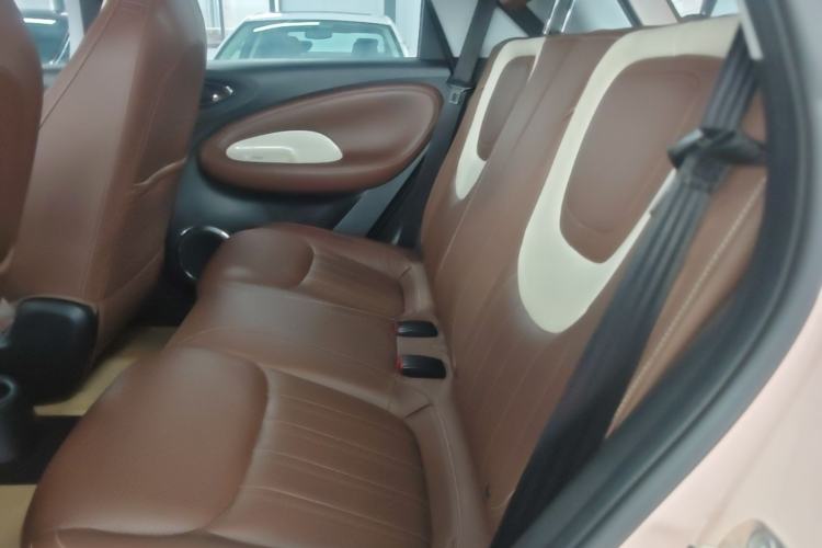 Used Wuling Bingo 2023 410 km Lingxi Deluxe Edition Left Rear Seat