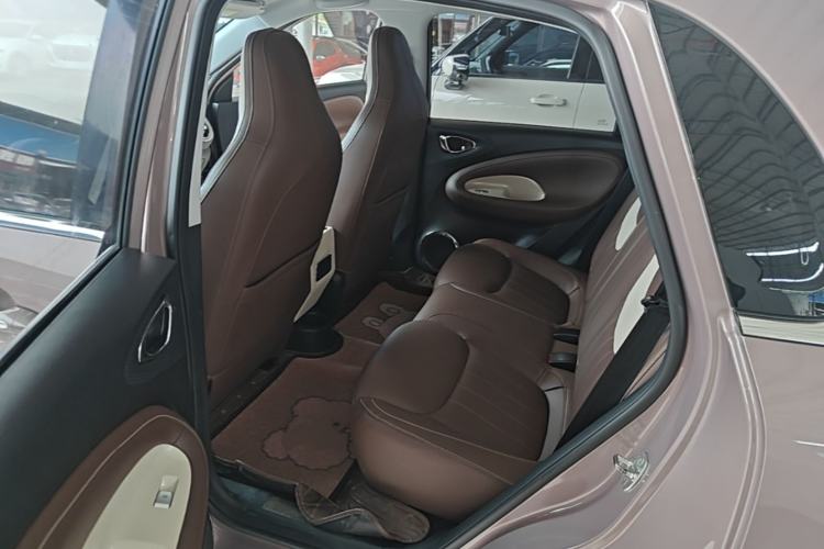 Used Wuling Bingo 2023 333 km Enjoyment Version Left Rear Seat