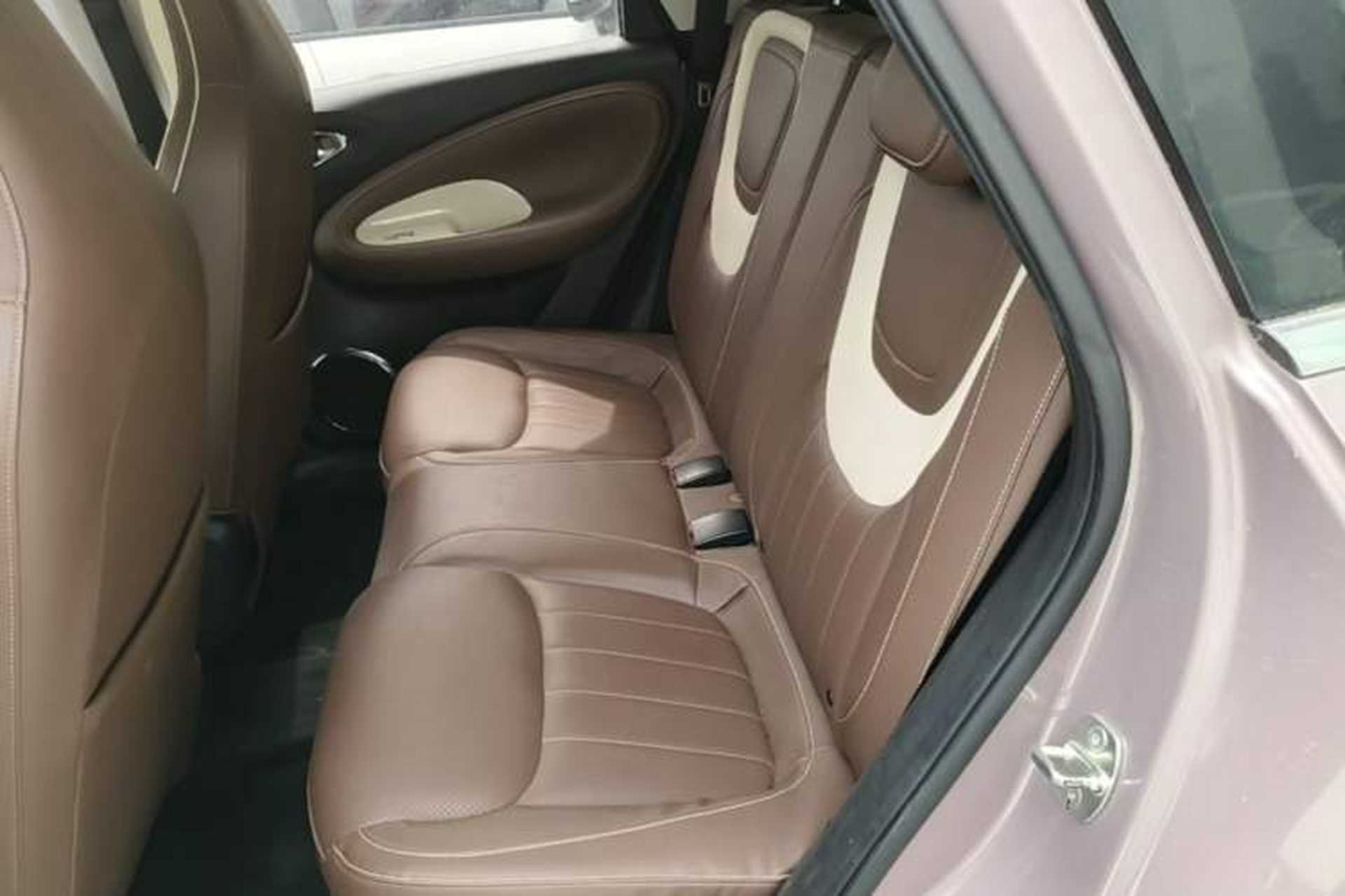 Used Wuling Bingo 2023 333 km Lingxi Connected Version Left Rear Seat