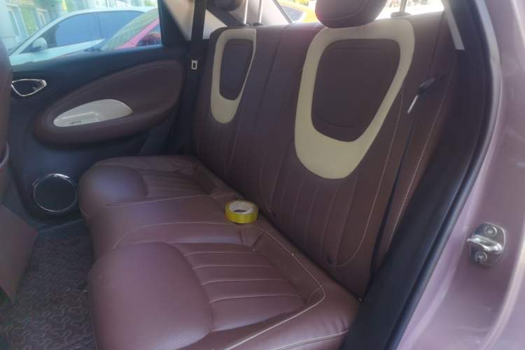 Used Wuling Bingo 2023 333 km Lingxi Connected Version Left Rear Seat