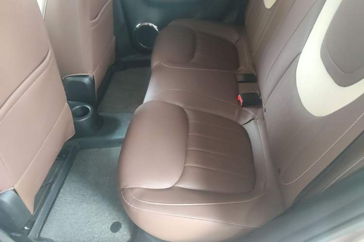 Used Wuling Bingo 2023 333 km Lingxi Connected+ Version Left Rear Seat