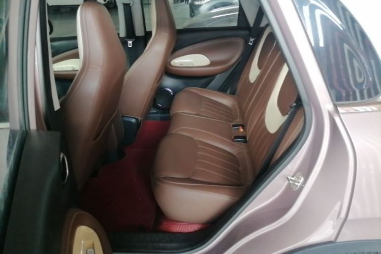 Used Wuling Bingo 2023 333 km Enjoyment Version Left Rear Seat