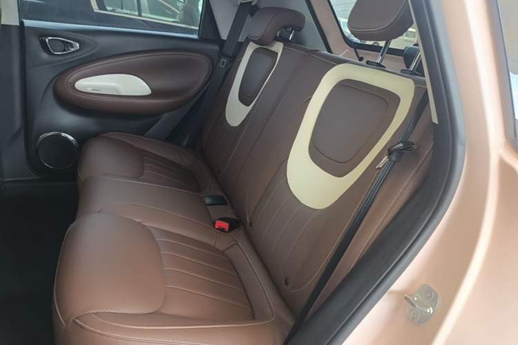 Used Wuling Bingo 2023 410 km Lingxi Deluxe Edition Left Rear Seat