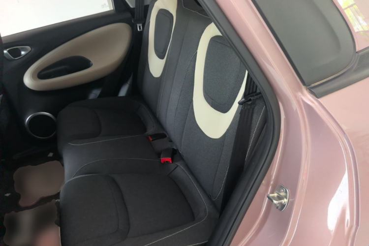 Used Wuling Bingo 2023 203km Light Edition Left Rear Seat