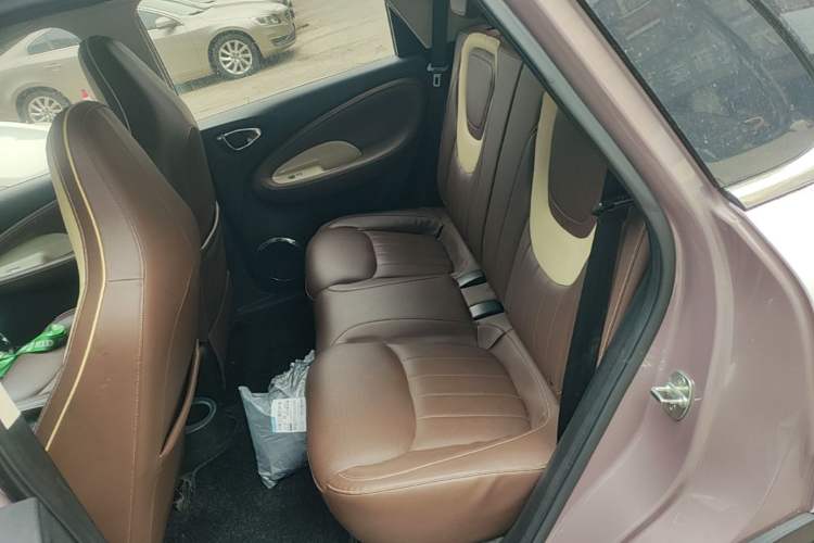 Used Wuling Bingo 2023 333 km Enjoyment Version Left Rear Seat