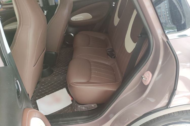 Used Wuling Bingo 2023 333 km Lingxi Connected+ Version Left Rear Seat