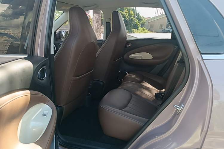 Used Wuling Bingo 2023 203km Comfort Edition Left Rear Seat